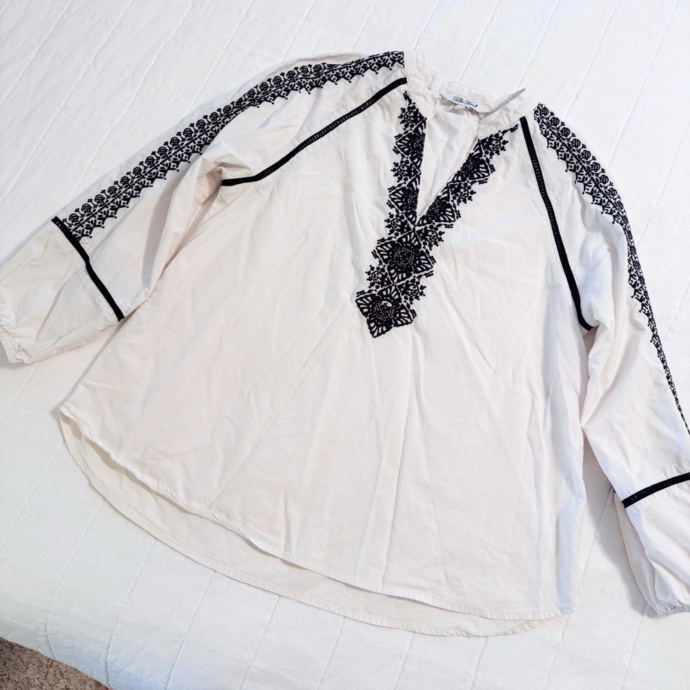 Pioneer Woman Embroidered Top SMALL Black And White Cottagecore